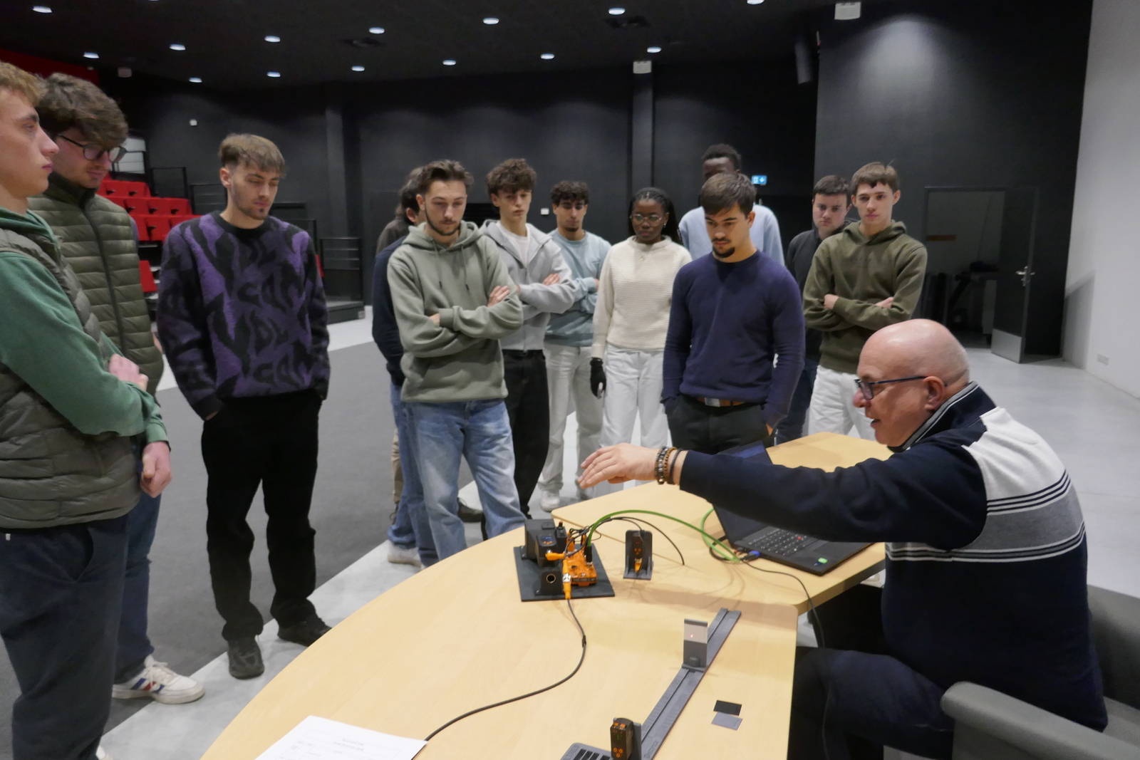 Travaux pratiques avec capteurs optiques