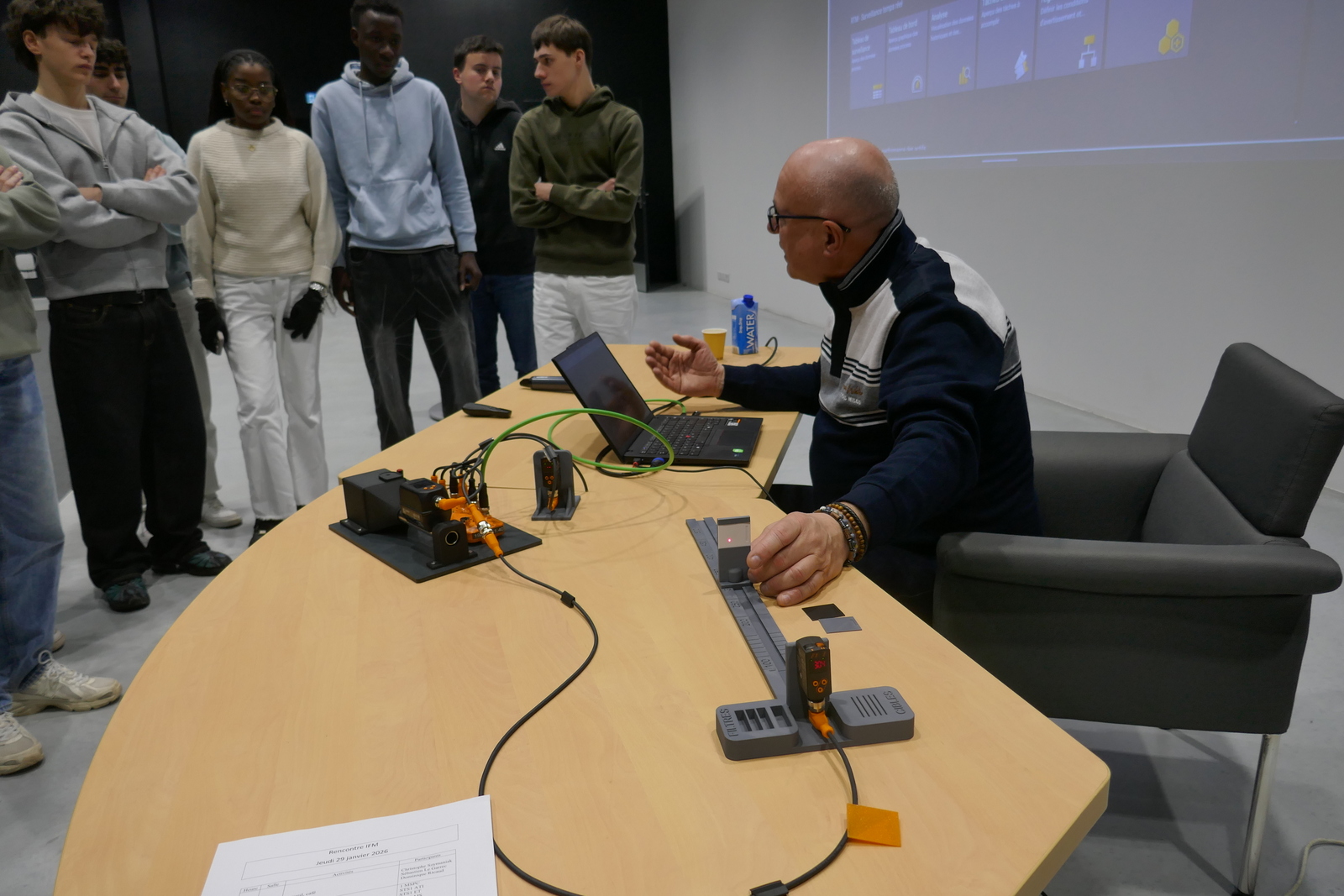 Travaux pratiques avec capteurs optiques