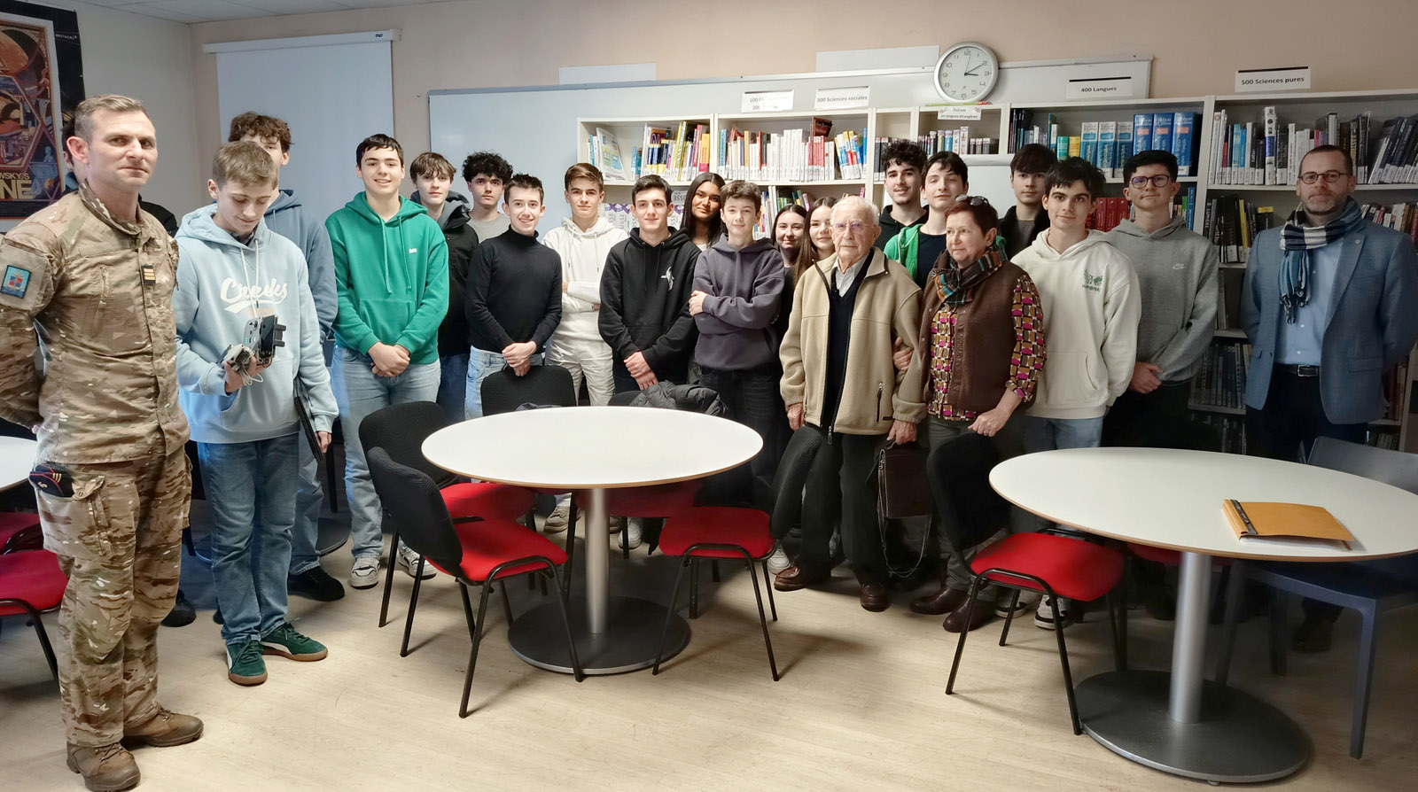 Lycéens de la classe défense et témoins